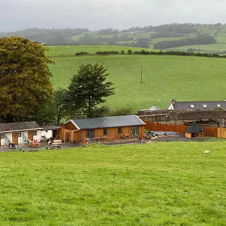 Newlands Farm Stables *