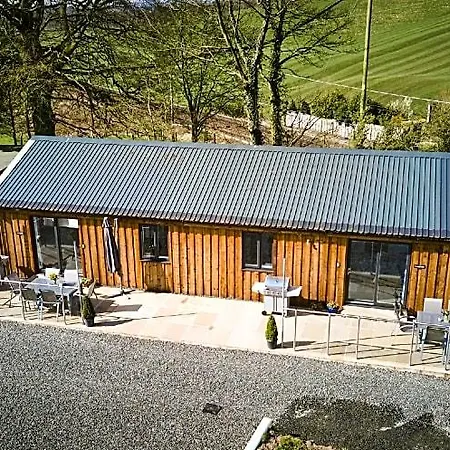 Newlands Farm Stables בית נופש